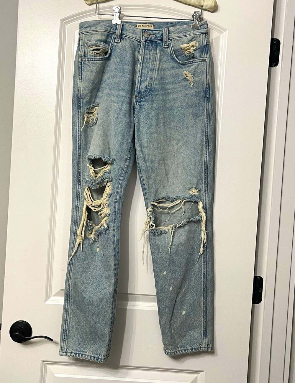 We The Free Distressed Straight Leg Jeans Size 26 Light Wash Paint Splatter Boho